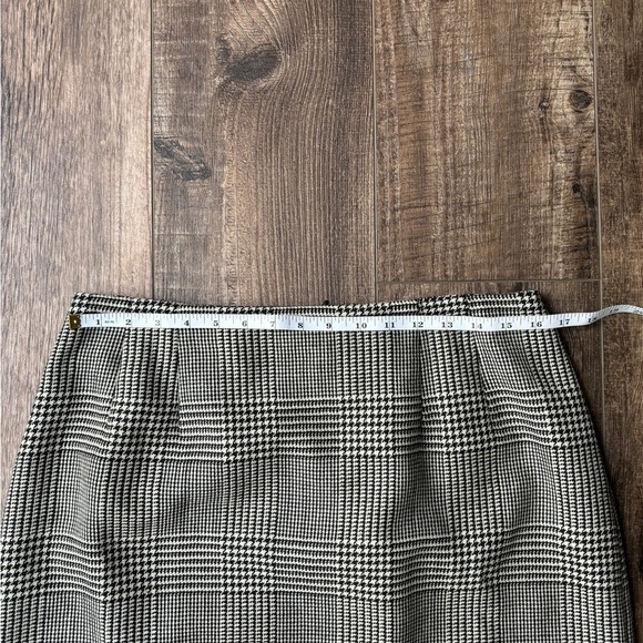 Harve Benard Long Skirt Black w/ Fringe at Bottom 100% Wool Women's Size 14 - Picture 9 of 15